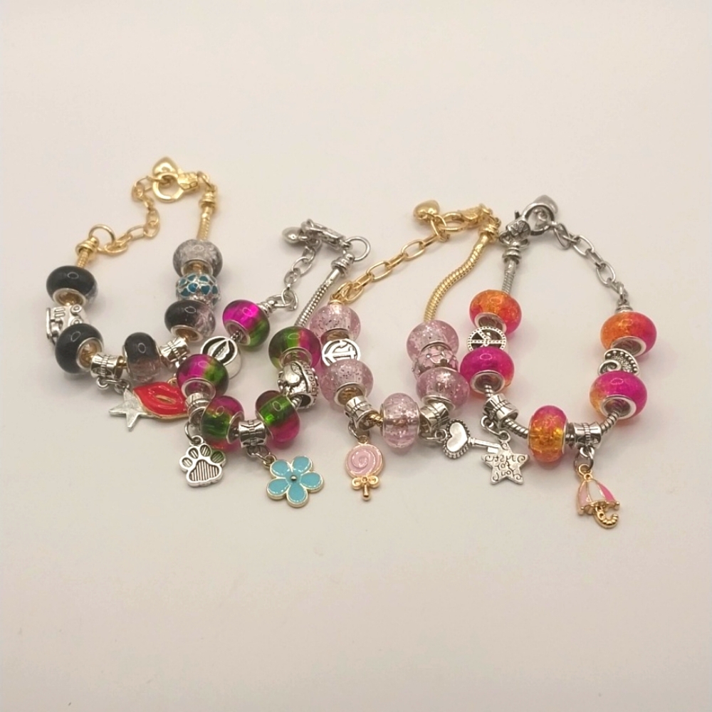 NWBT SNAKE CHAIN CHARM BEAD BRACELET